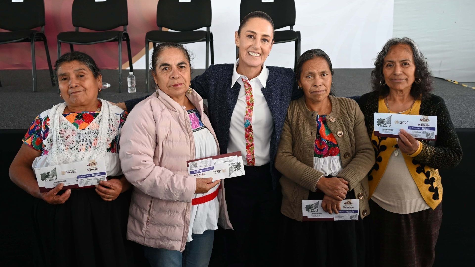 Mujeres Recibirán Pago Doble del Bienestar: Estas Beneficiarias Cobrarán Más de Pensión en Julio 2025