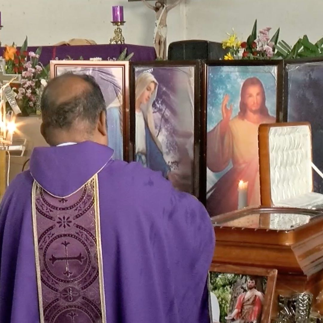 Familia fallecida en accidente de Sombrerete recibe el último adiós
