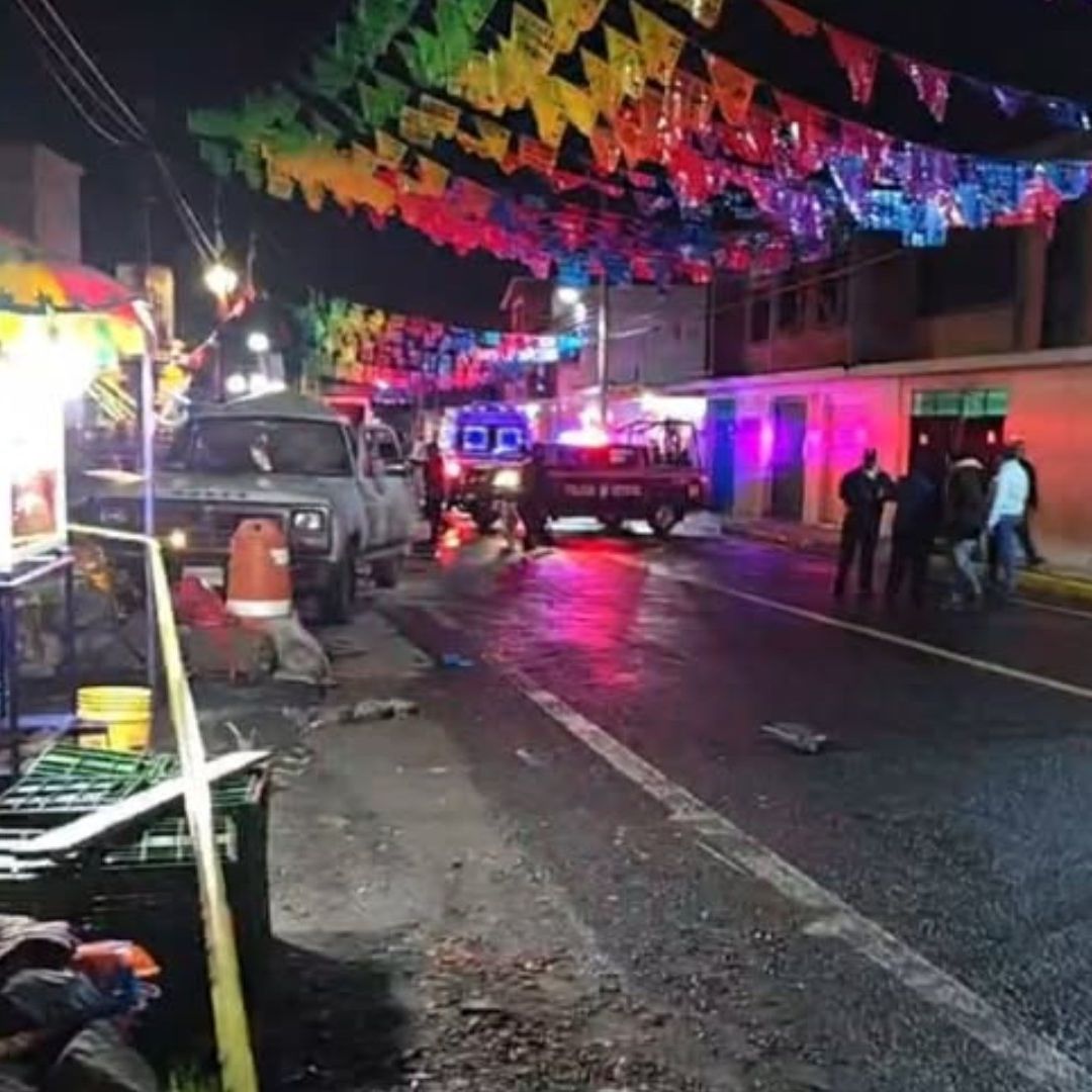 Explota Camioneta con Pirotecnia en Fiesta Patronal de Xiloxoxtla, Tlaxcala