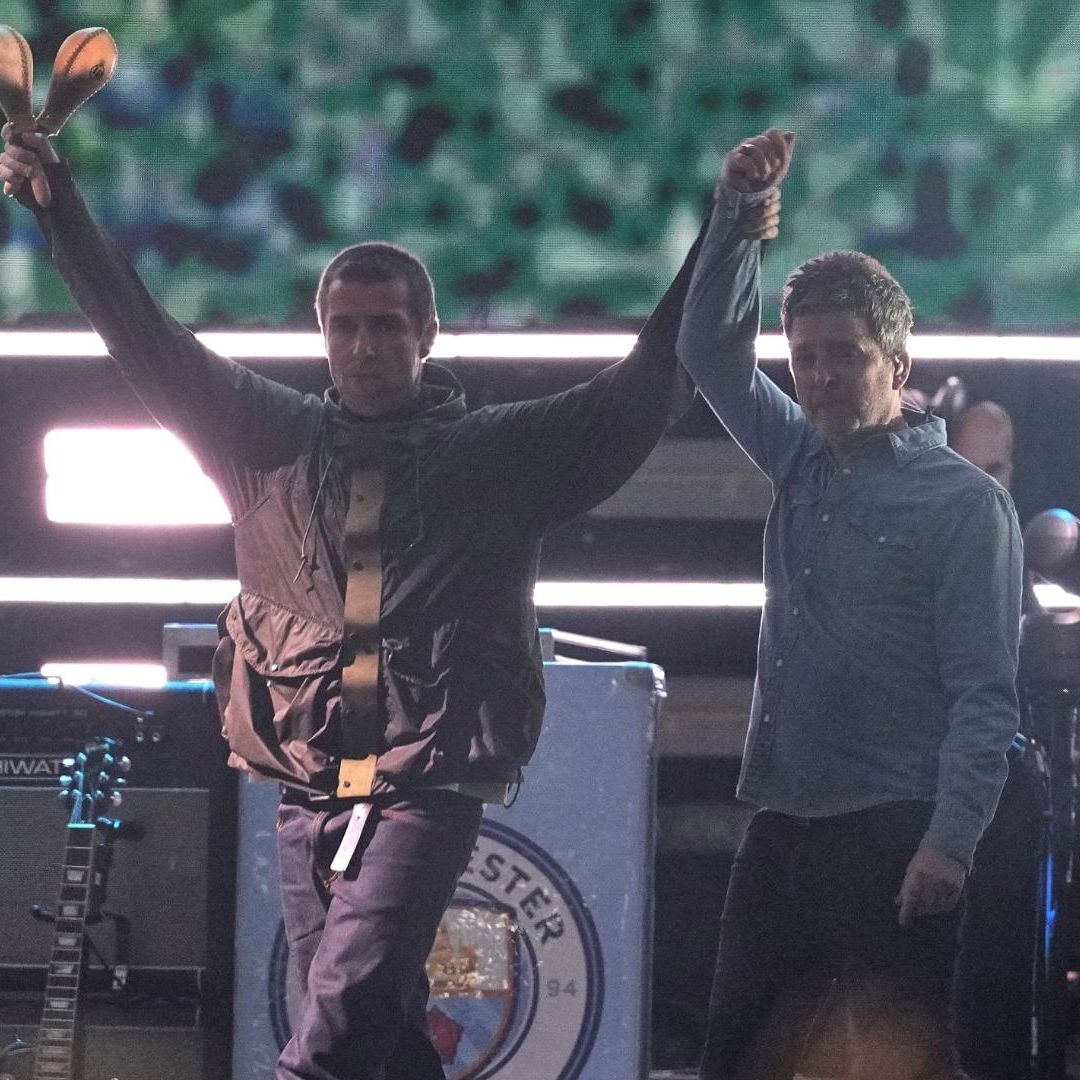 Oasis regresa
