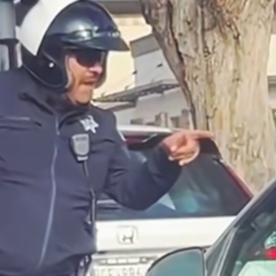 Policía señala a conductor por discusión en la calle