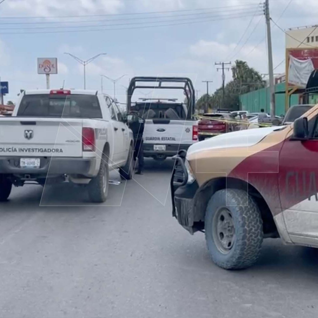 Pide Ayuda para Empujar su Vehículo y Fallece Segundos Después