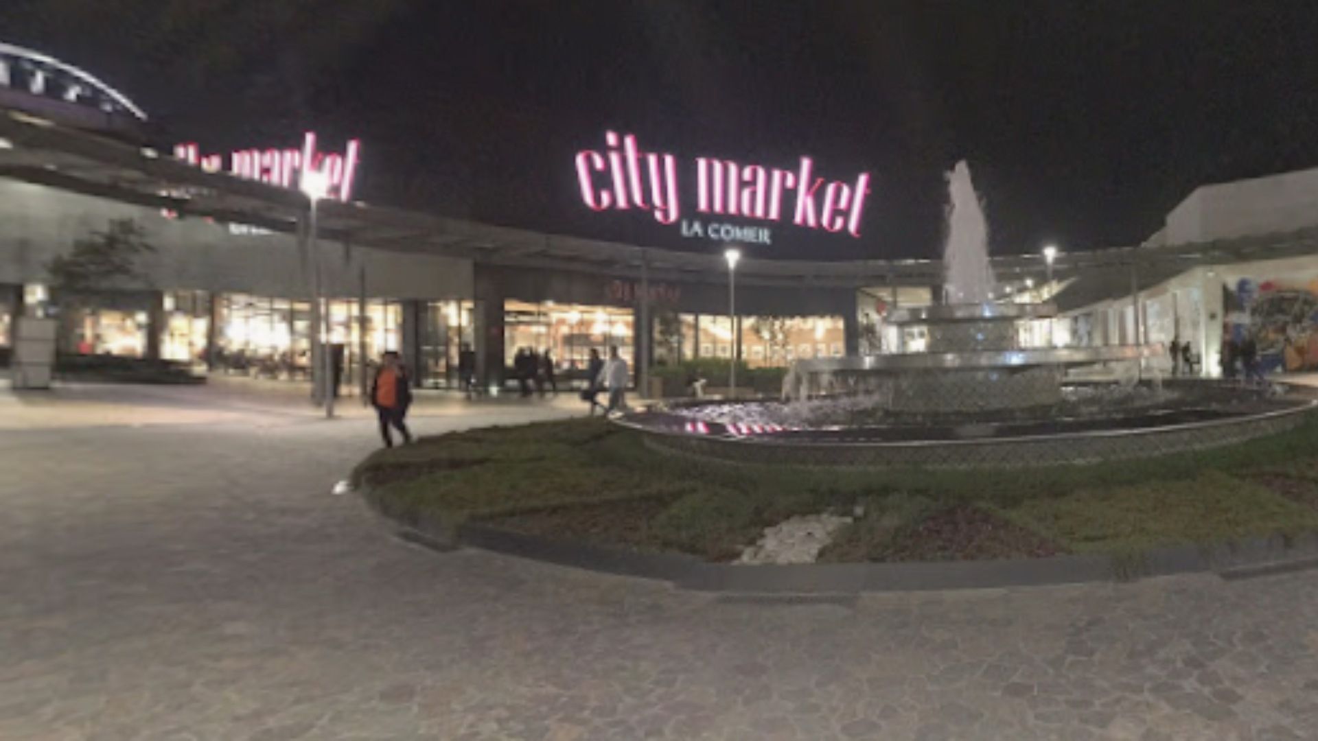 Extranjero Muere en Plaza Comercial Solesta Angelópolis de Puebla