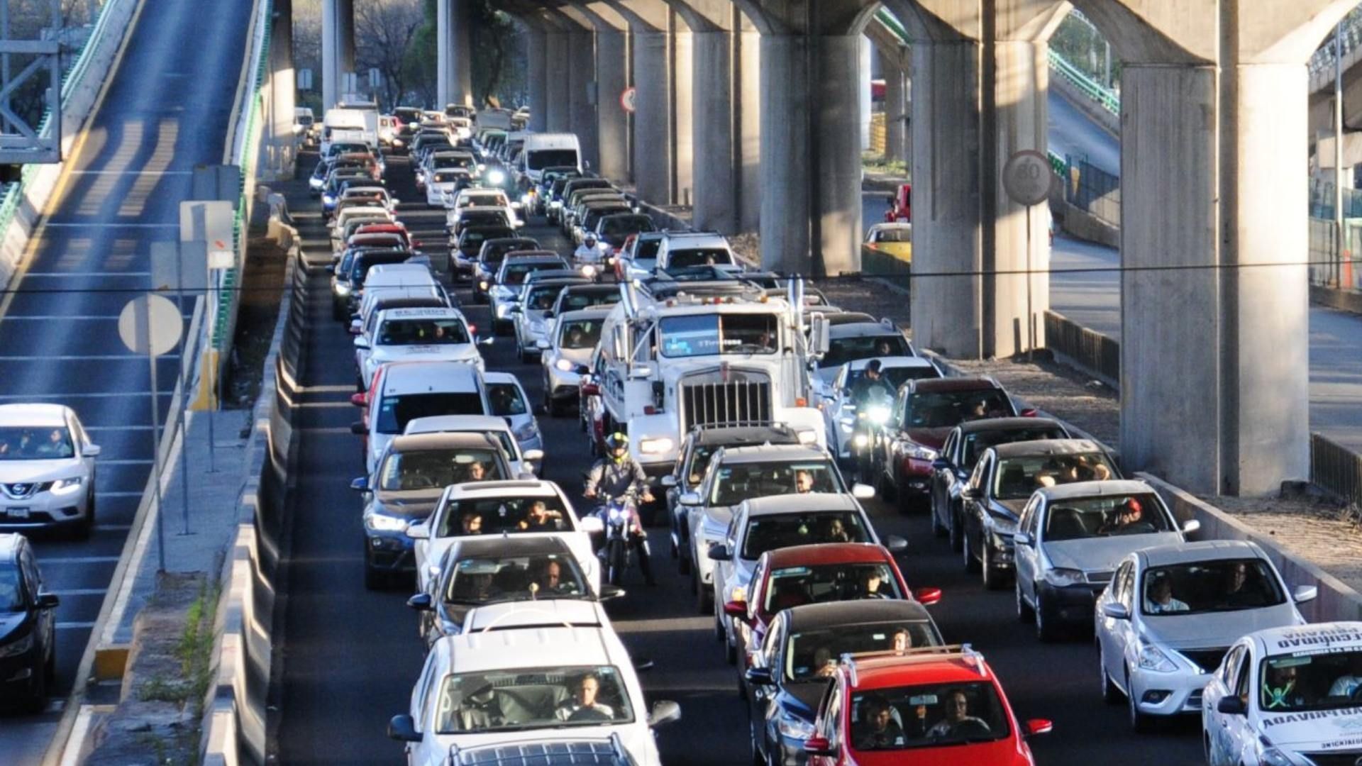 Hoy No Circula Sabatino 5 de Julio de 2025: ¿Qué Autos No Circulan en CDMX y Edomex?