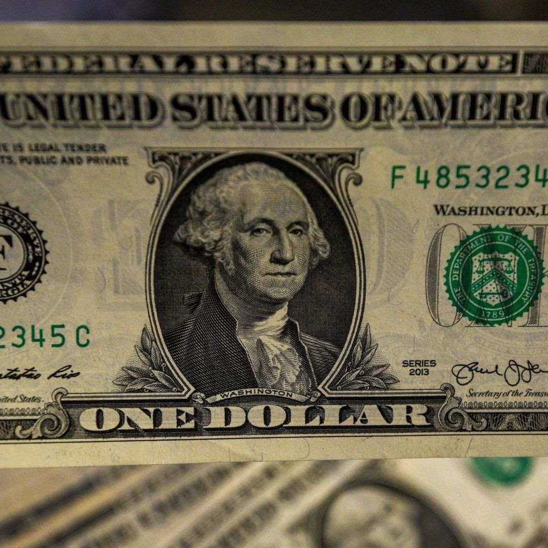 Peso Mexicano Pierde por Temores a Aranceles de Trump; ¿En Cuánto se Vende el Dólar Más Barato?