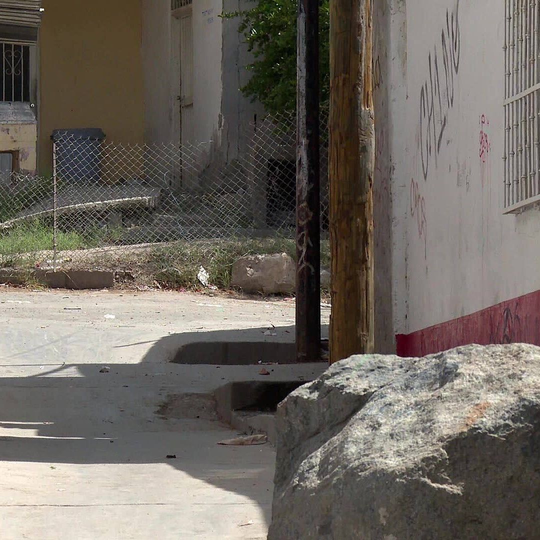 Joven Intentó Agredir a su Familia con un Machete; Ellos Mismos lo Entregaron a la Policía