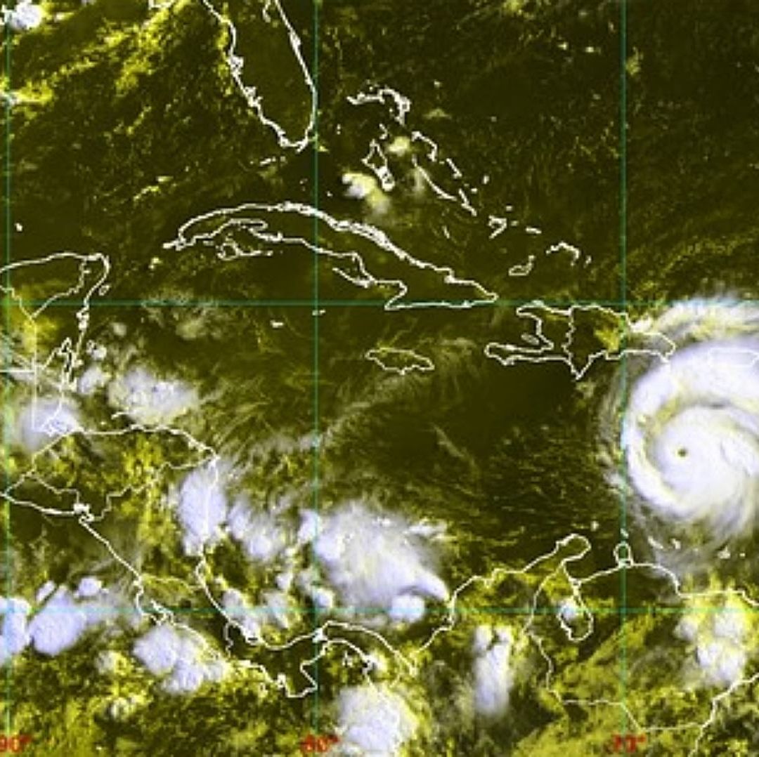 Huracán Beryl: Decretan Alerta Península de Yucatán por Poderoso Ciclón Categoría 5