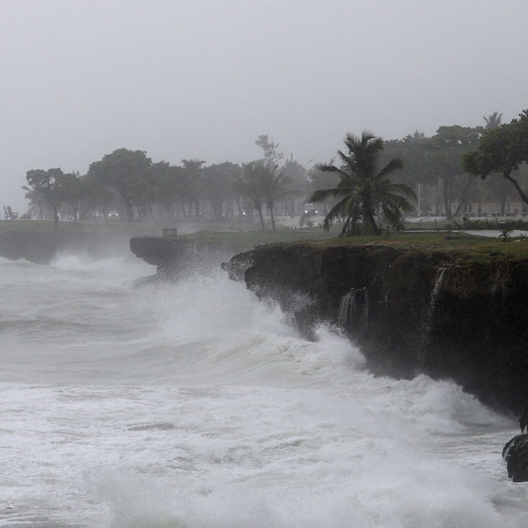 El huracán Beryl se debilita a categoría 4