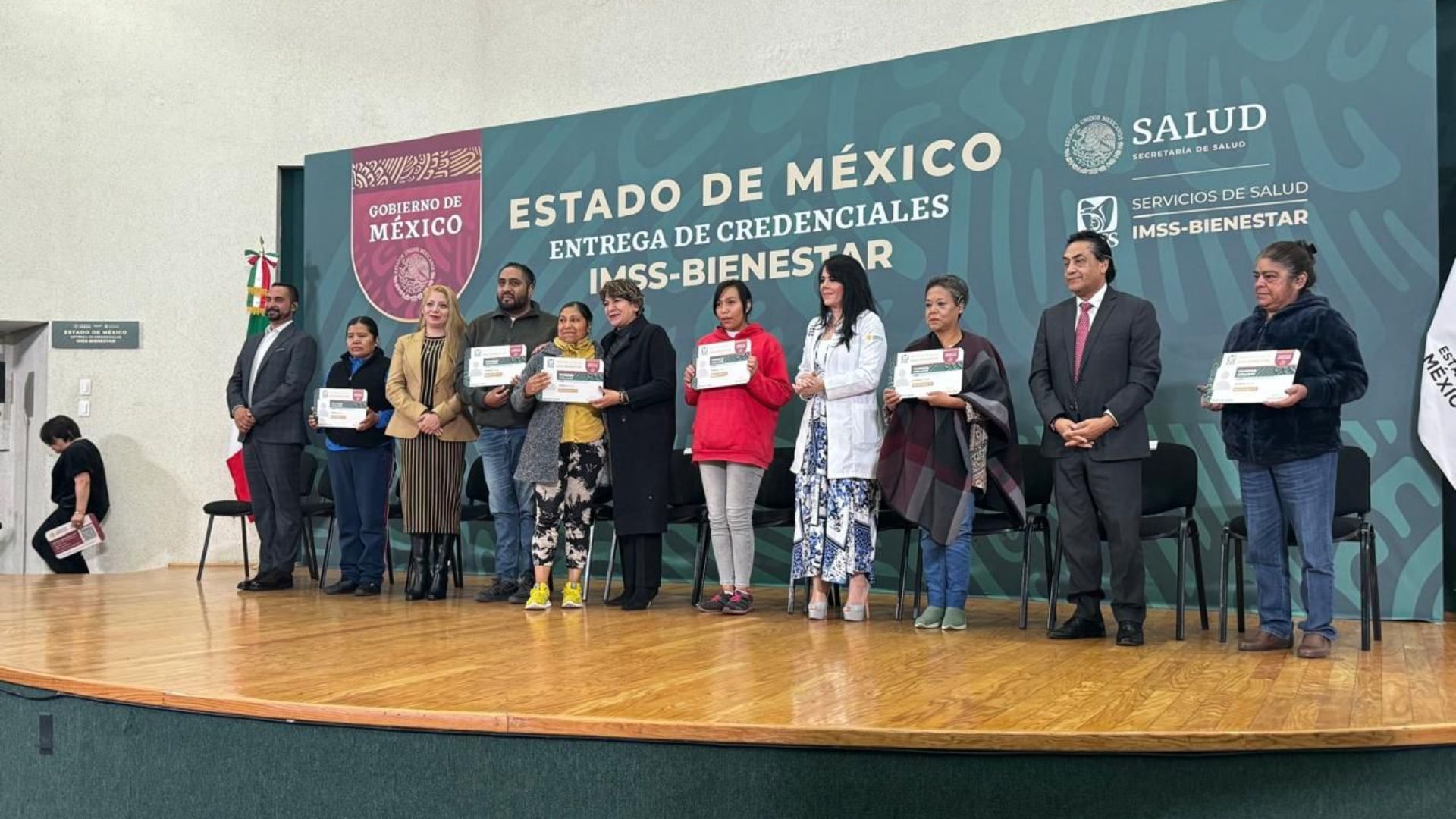 La credencialización del IMSS-Bienestar arrancó en los 23 estados, incluido el Edomex. Esto puedes hacer para obtener la tuya