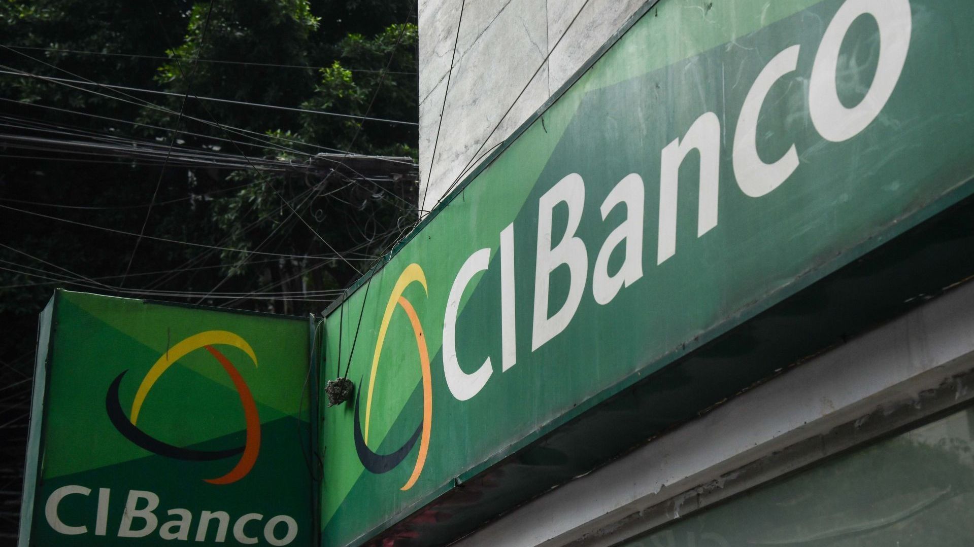 as instituciones financieras afectadas tendrán ahora 45 días adicionales, hasta el 4 de septiembre de 2025.