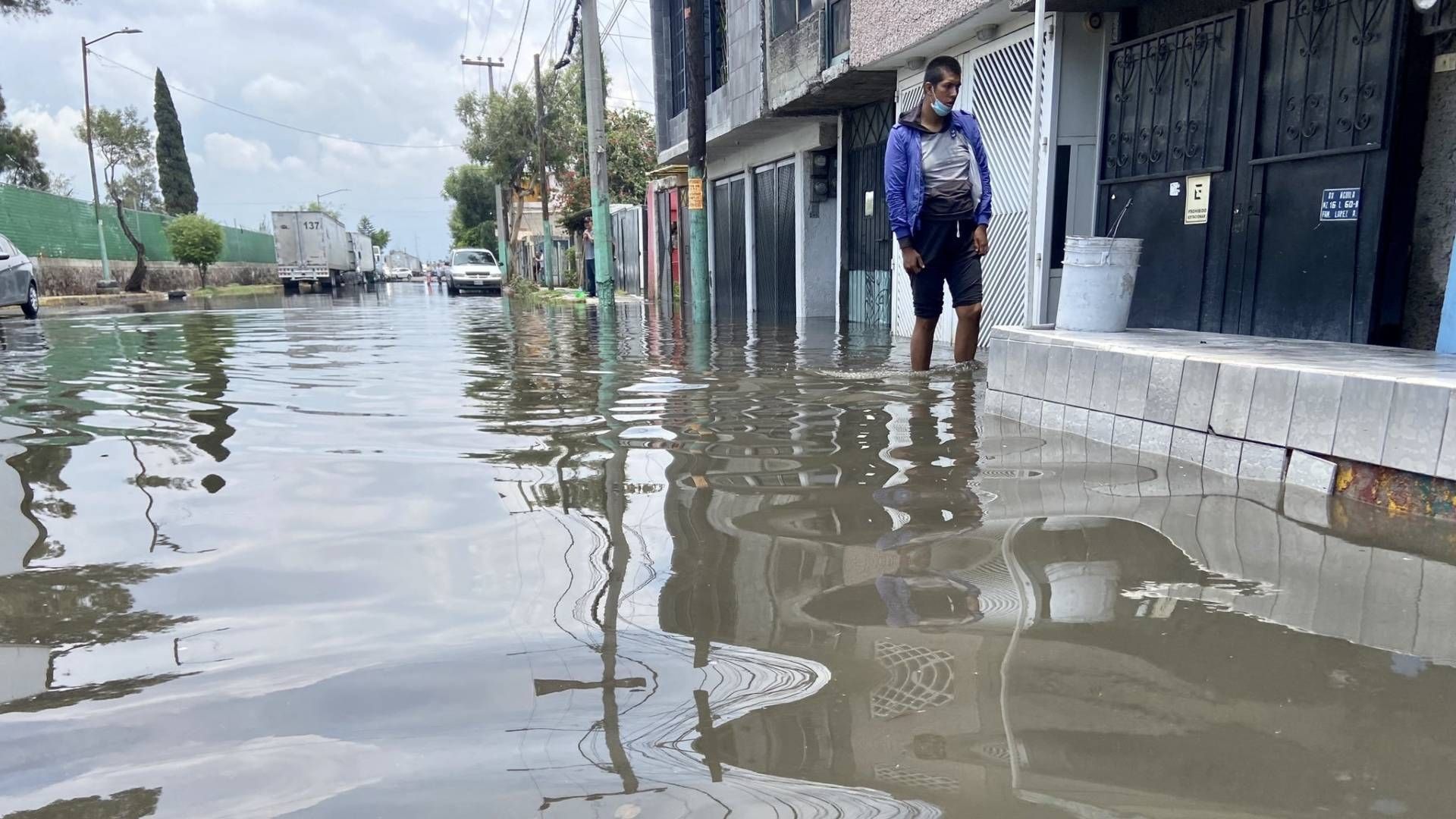 Testimonios de vecinos de Ecatepec narran cómo viven tras las inundaciones provocadas por las lluvias de los últimos días