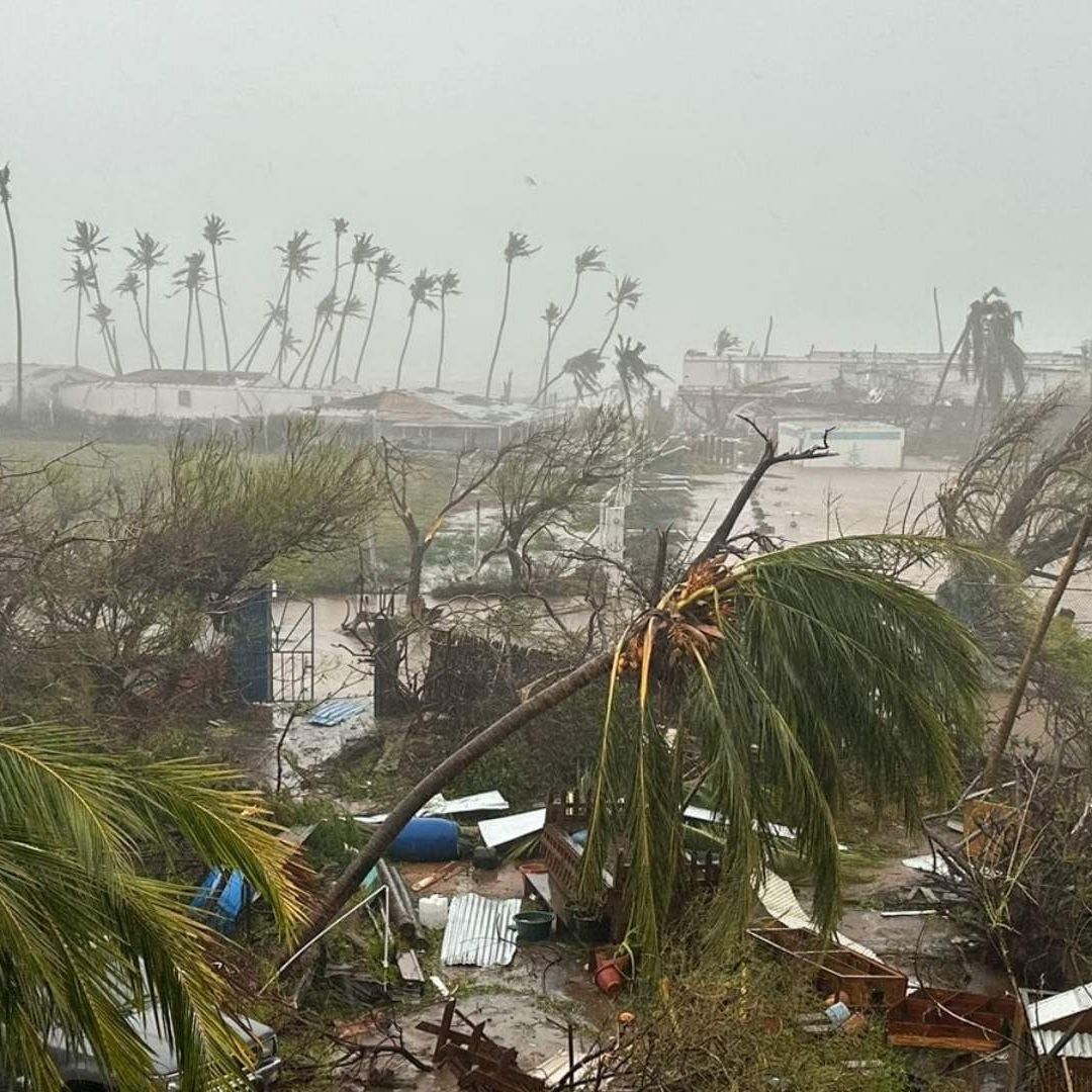 Devastación por paso del huracán Beryl en Isla Unión