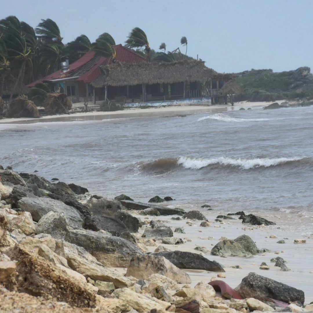 Las costas de Tulum, previo a la llegada del huracán Beryl