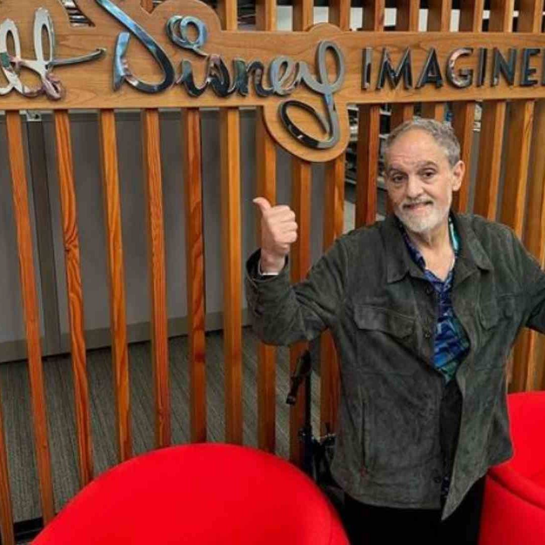 El hijo de Landau, Jamie Landau, confirmó la muerte del productor.