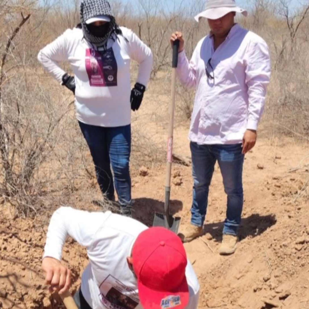 Acuden Para Identificar Uno de Los Cuerpos Localizados en Carretera 12 Norte de Hermosillo