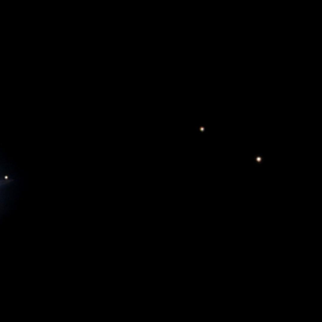 Urano y algunas de sus lunas más grandes