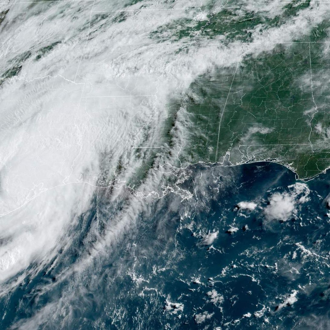 Huracán Beryl se convierte en tormenta tropical en Texas