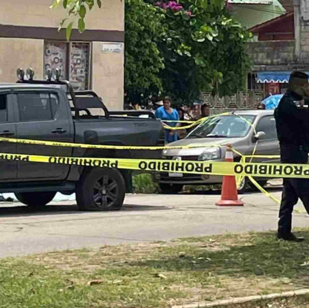 La víctima presuntamente caminaba con un cuchillo en sus manos para ocasionar daños a automóviles de la zona.