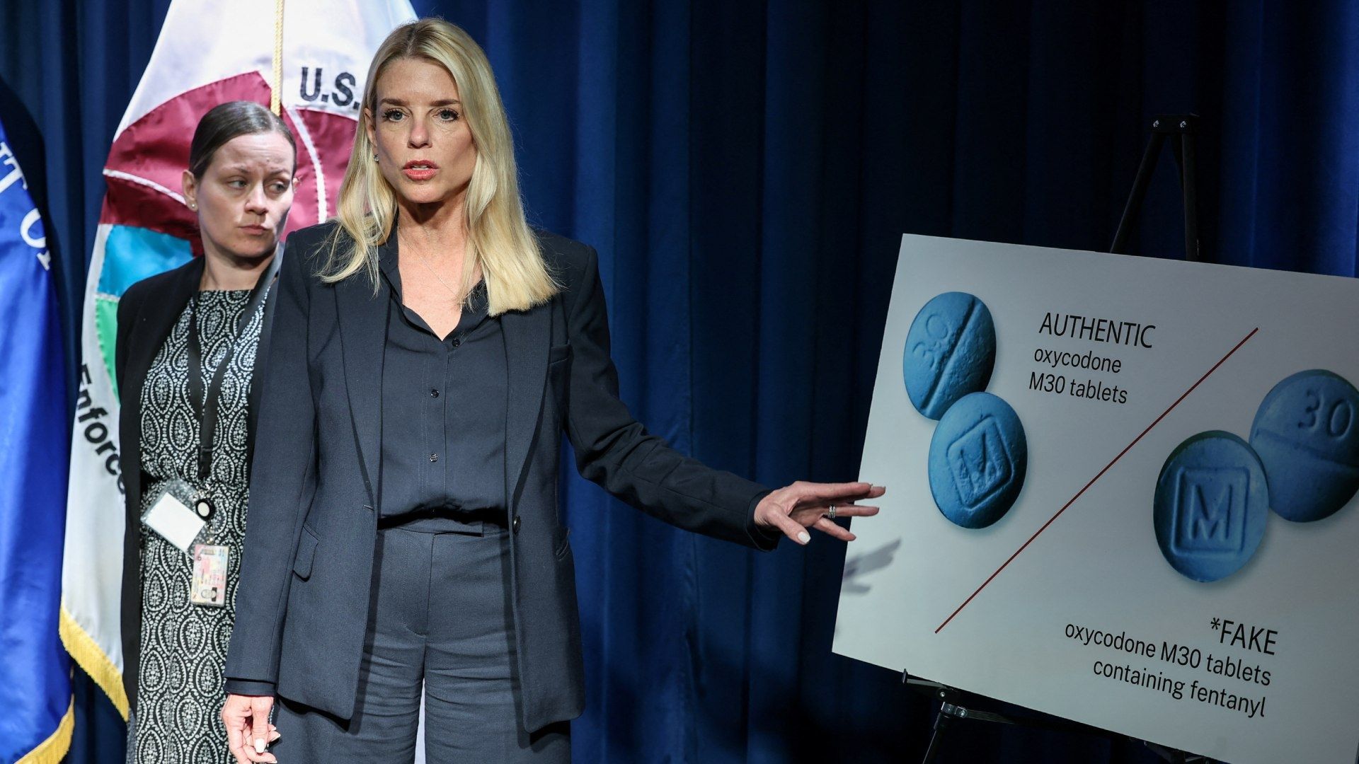 Cárteles Disfrazan Metanfetamina como Pastillas de Medicamentos para Engañar a Jóvenes: Pam Bondi