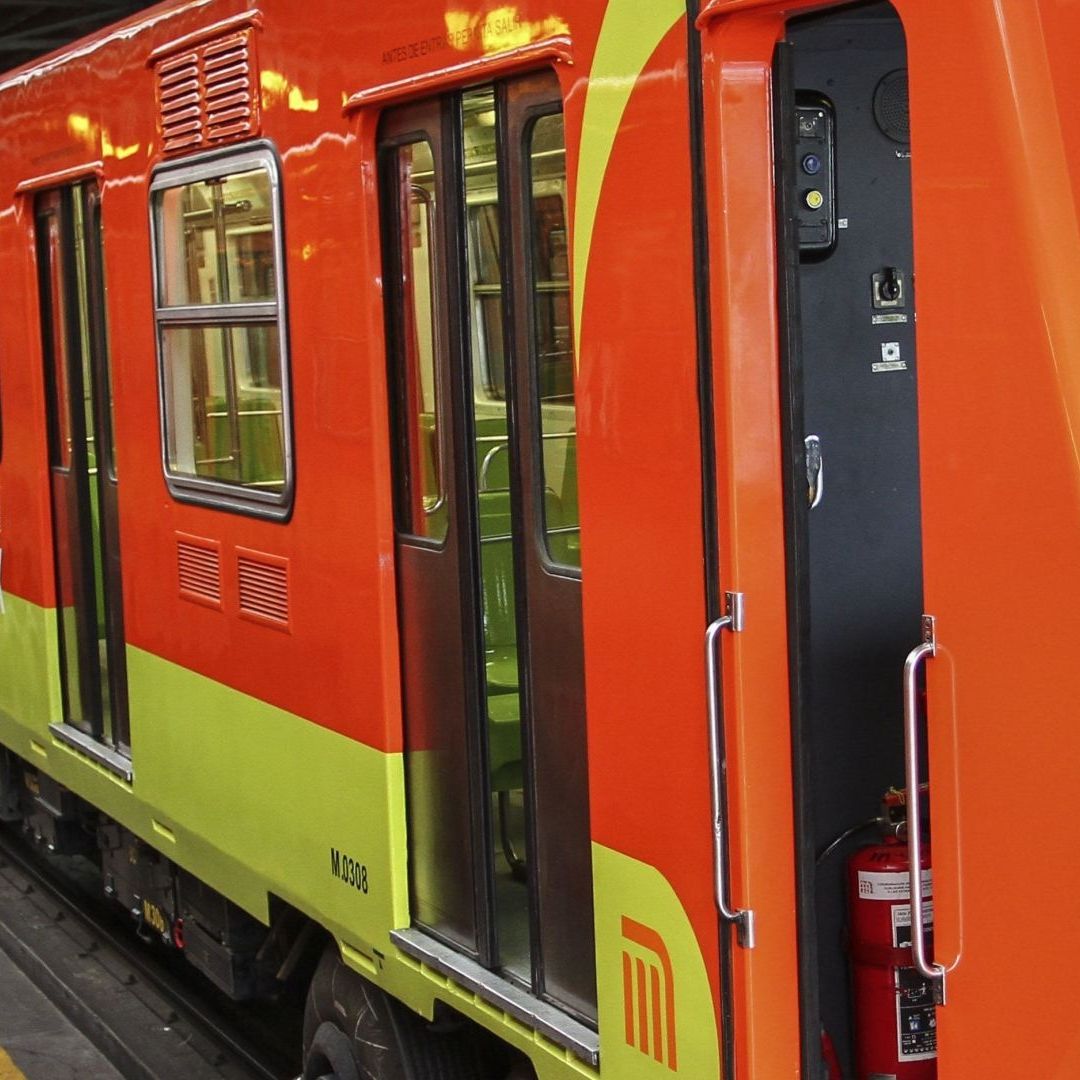 Suspenden a Policía Capitalino Captado en Actos Sexuales en el Metro CDMX