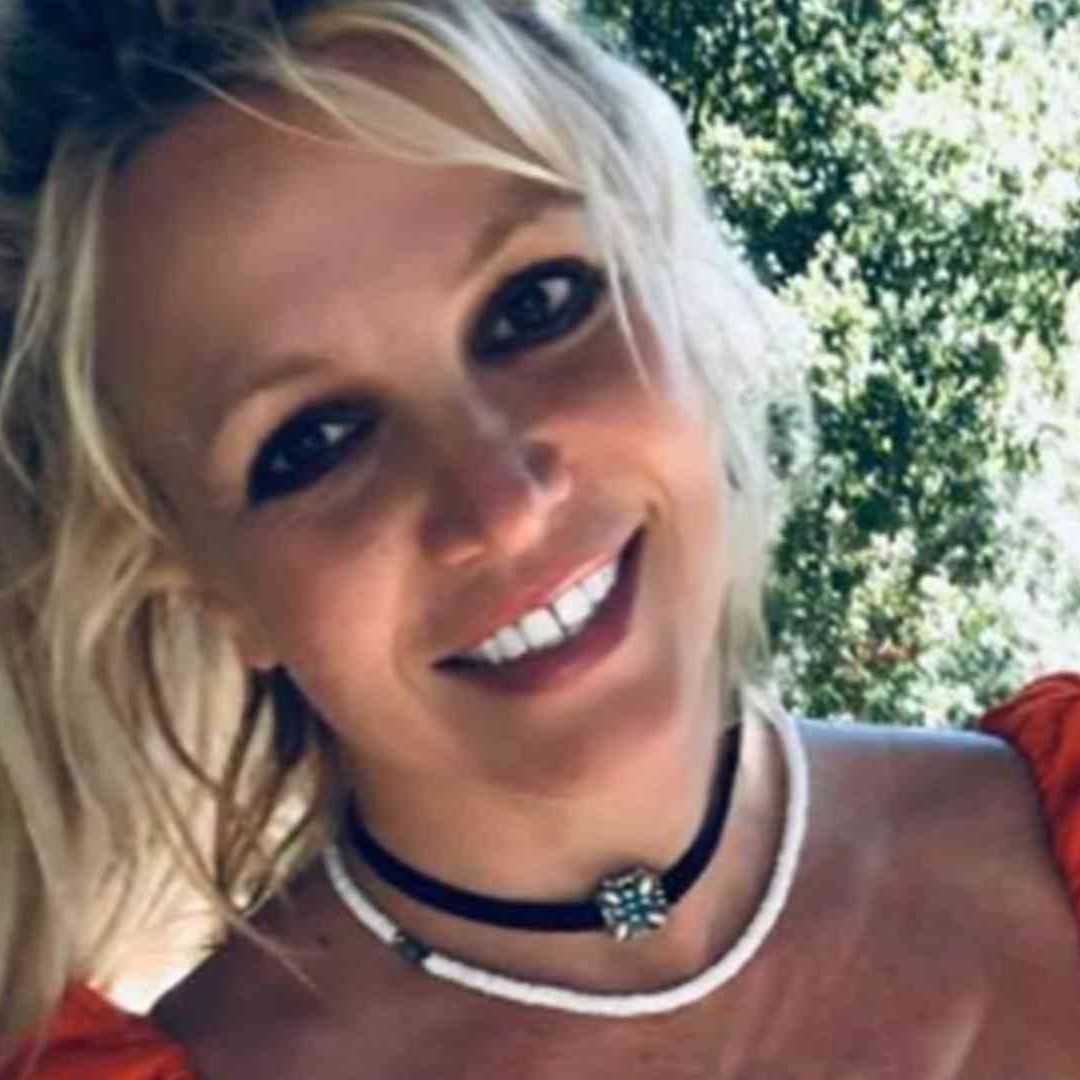 Britney Spears Asegura que Adoptó una Niña