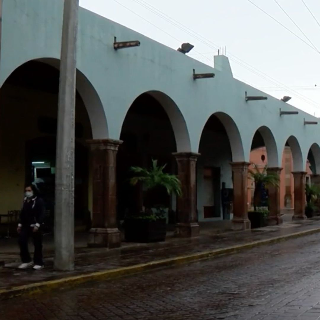 Rescatan a 17 Personas Atrapadas en Cascadas en Tarimoro Guanajuato