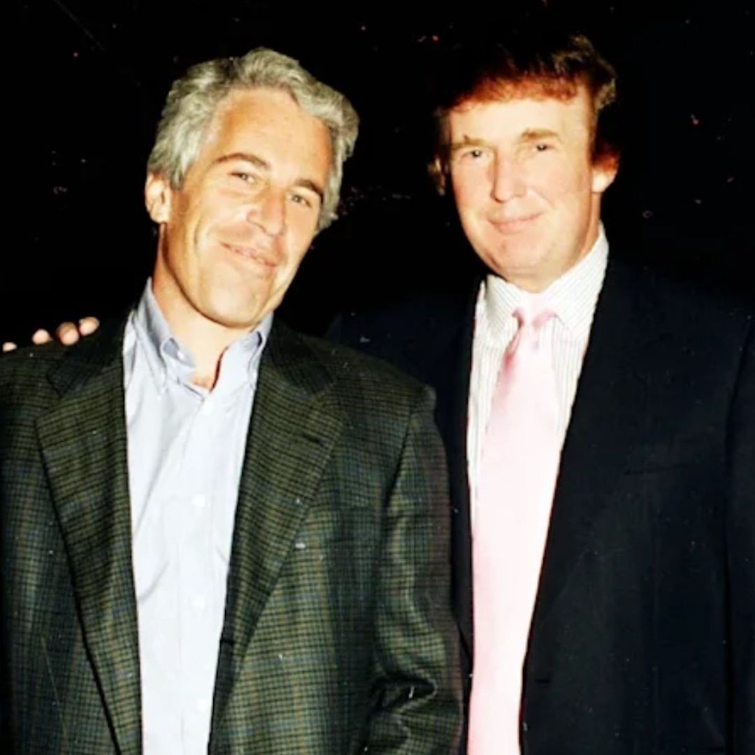 Donald Trump rechaza haber dado carta a Jeffrey Epstein en su cumpleaños 50