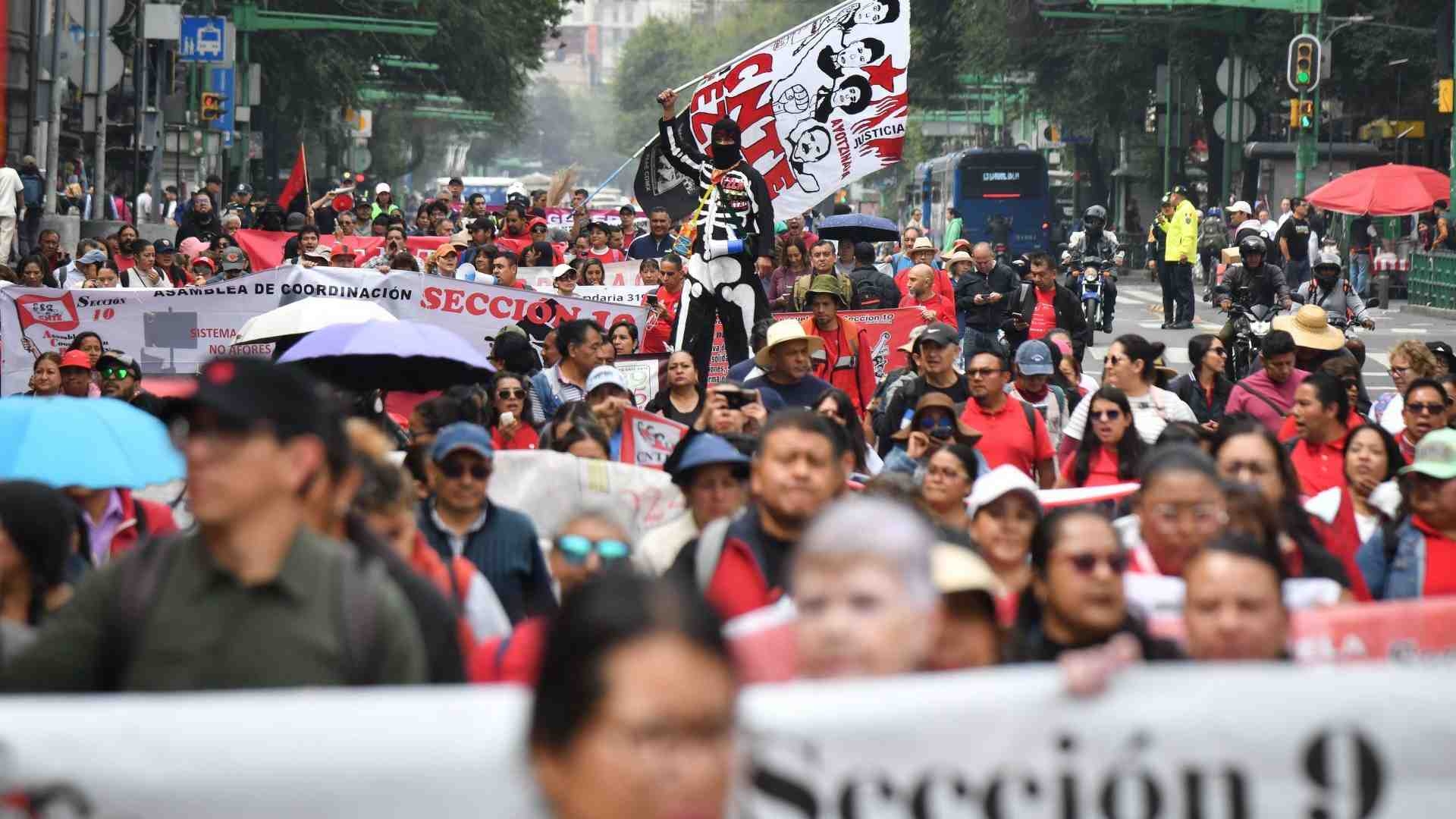 Mega Marcha de la CNTE Hoy: Alternativas Viales por Calles Cerradas en CDMX