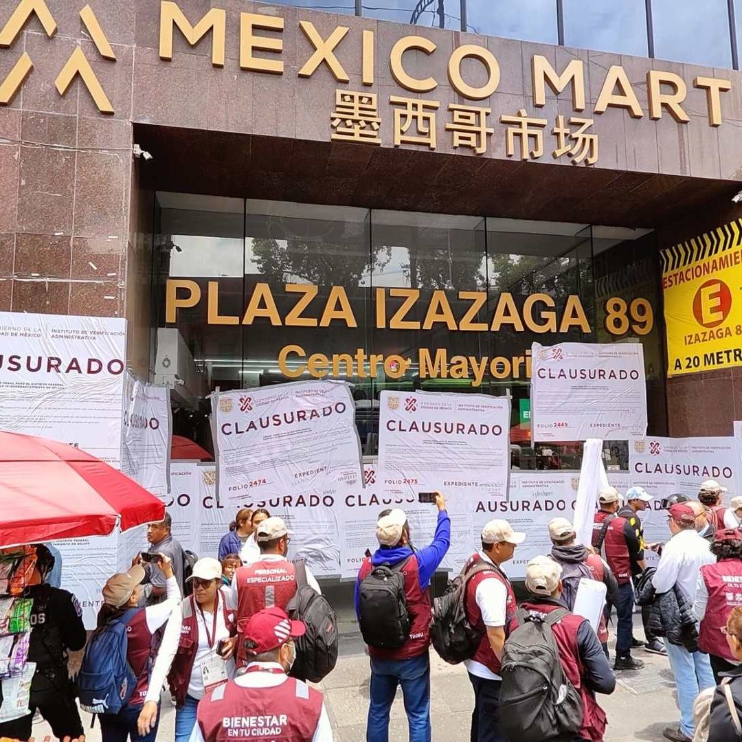 Clausuran Tiendas Chinas de Plaza Izazaga 89 en CDMX