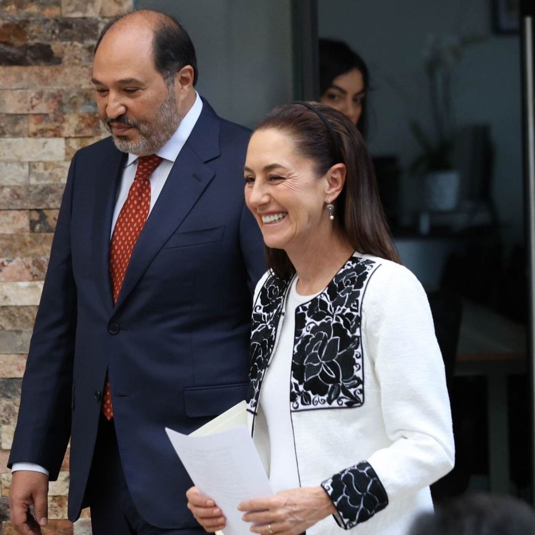 AMLO Habla sobre Lázaro Cárdenas Batel y Considera 'Muy Buena' la Decisión de Sheinbaum