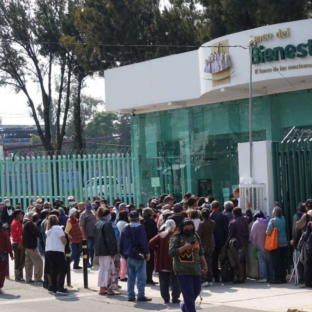 Los pagos de la Pensión Bienestar de julio 2024 continúan. A estas letras les toca este sábado