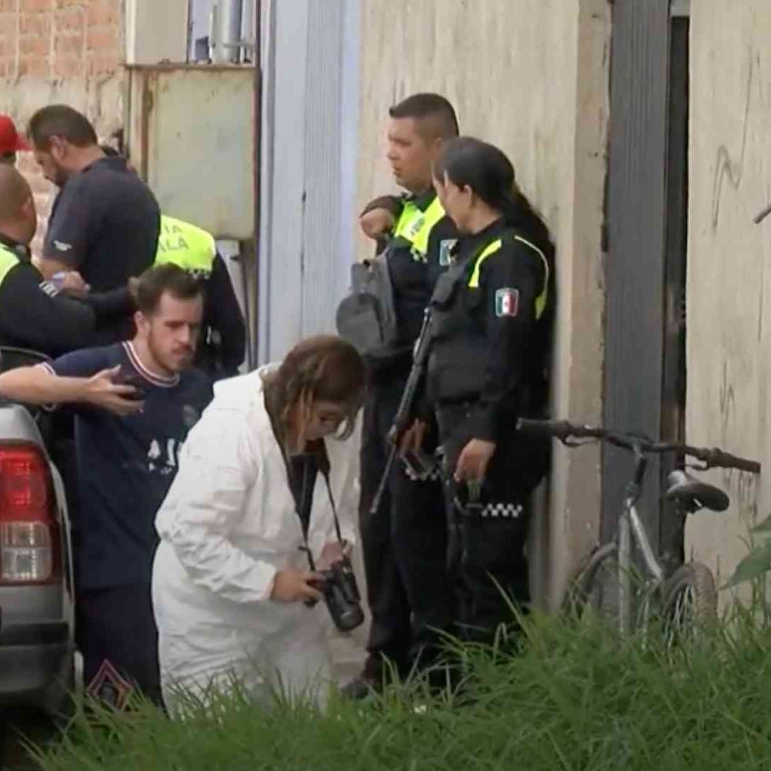 Uno de los presuntos clientes sacó un arma punzocortante e hirió al hombre