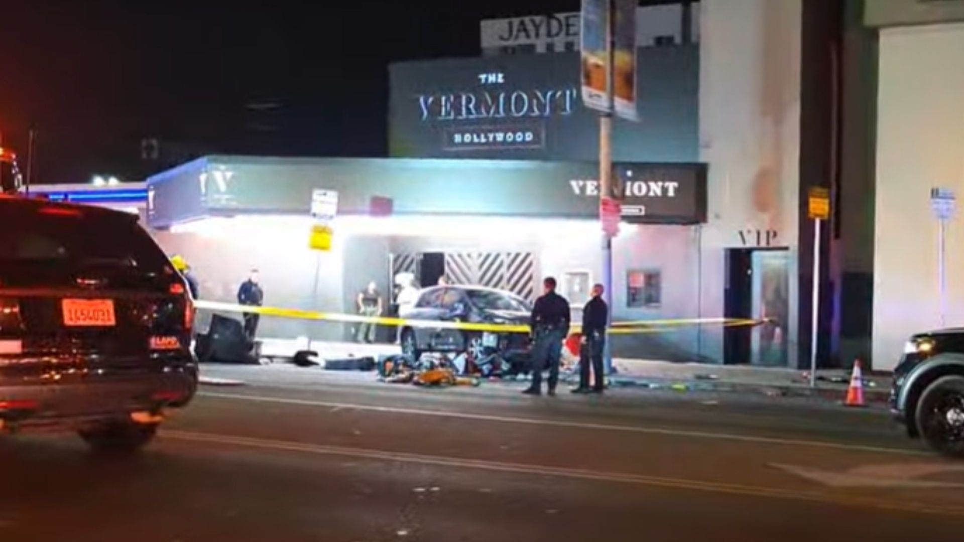 Auto Embiste a Multitud y Deja Varias Personas Heridas, en Los Ángeles