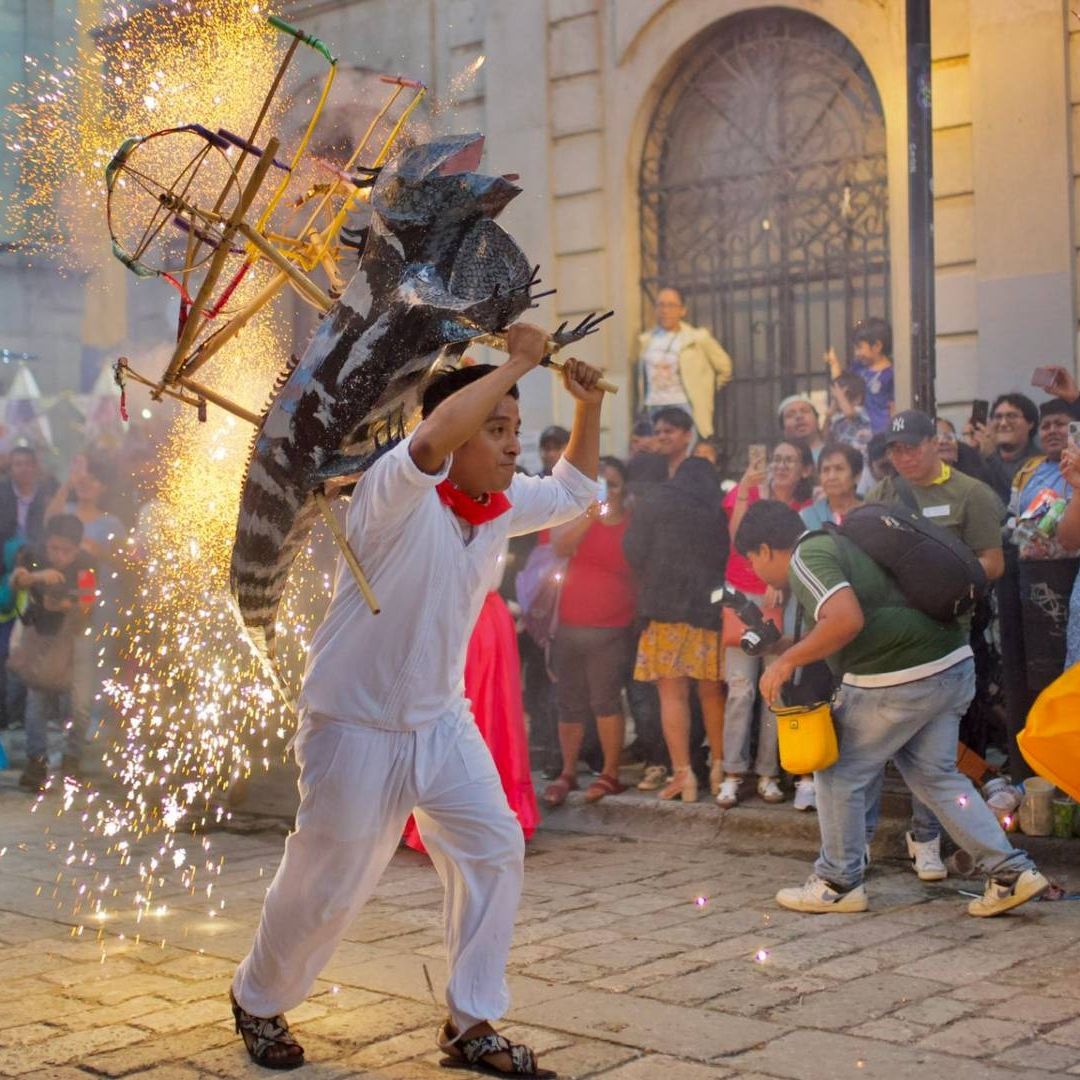 Inician festejos de La Guelaguetza en Oaxaca