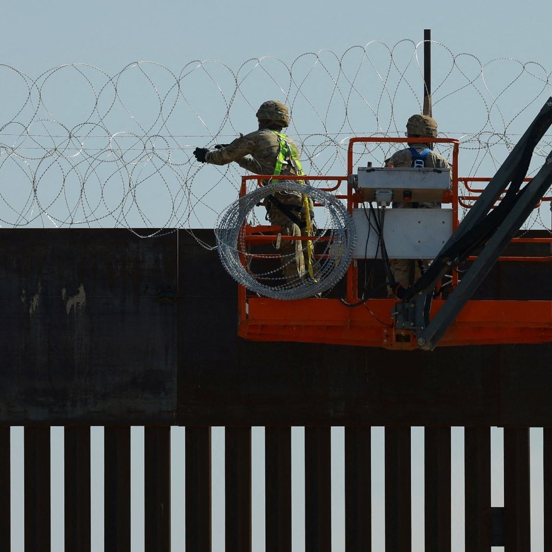 EUA Refuerza Muro Fronterizo con México; Criminales Hacen Huecos para Cruzar Migrantes