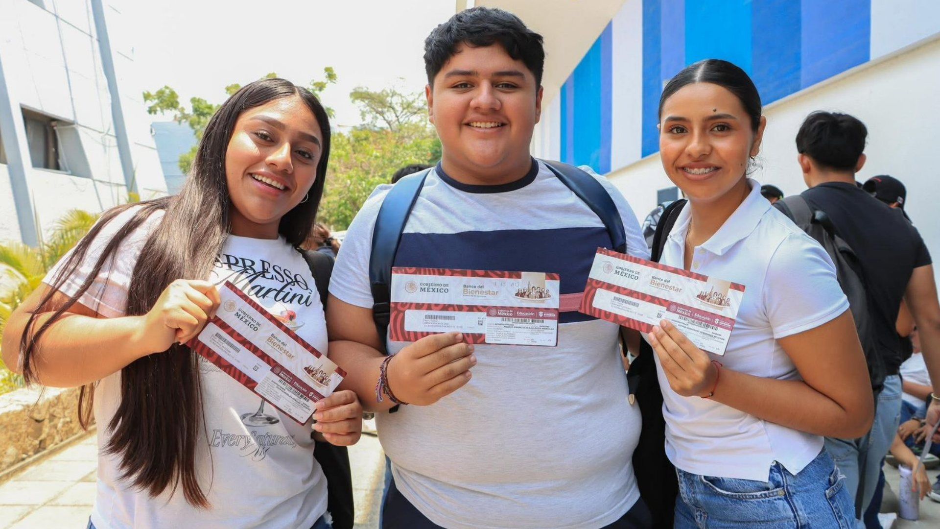 Bienestar da tarjeta para adolescentes de 13 a 17 años requisitos para próximo registro de Becas en línea 2025