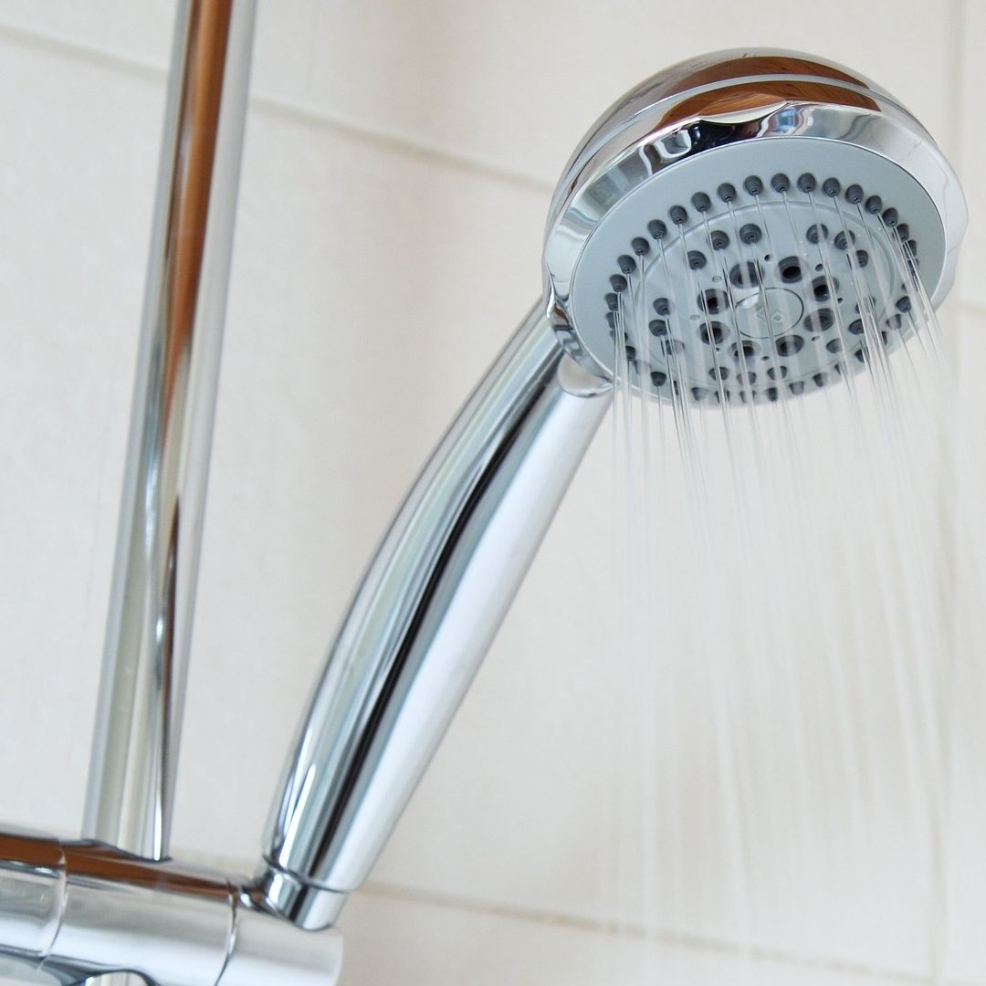 Hombre Muere por Bañarse con Agua Muy Caliente
