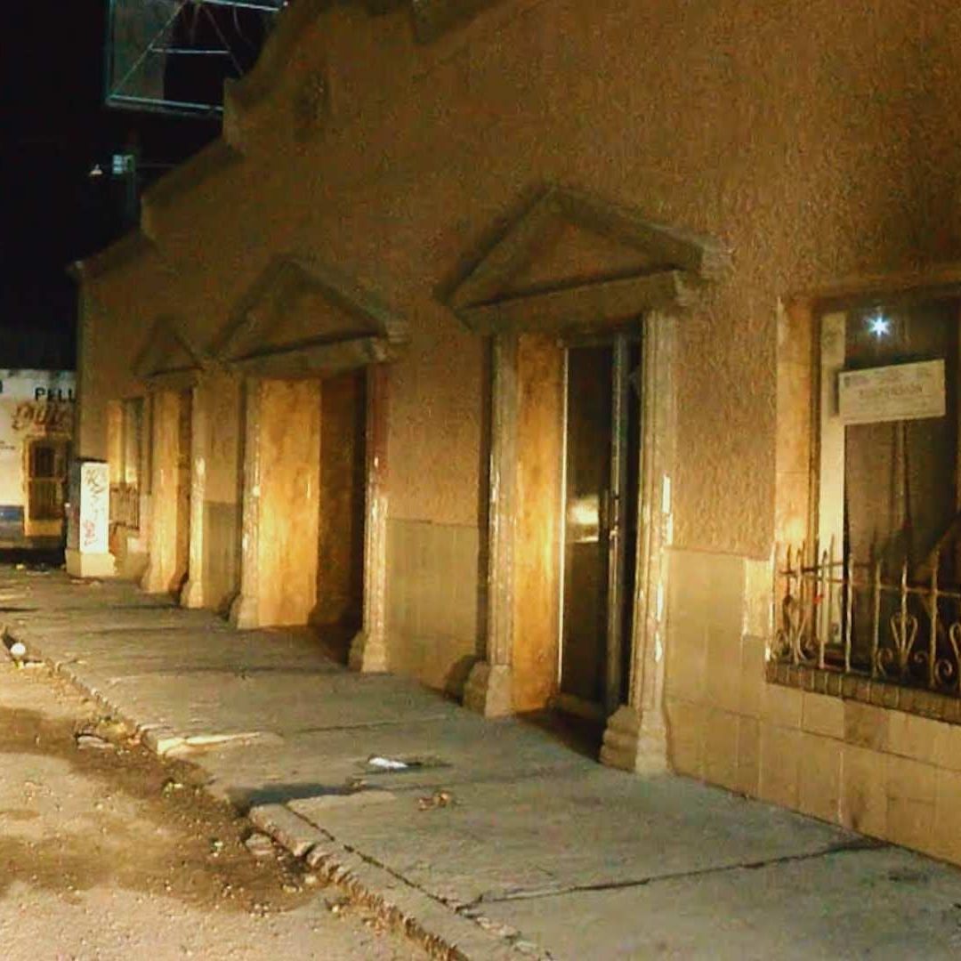 Horas Antes, La Funeraria ya Había Sido Blanco de Vandalismo | Foto: N+