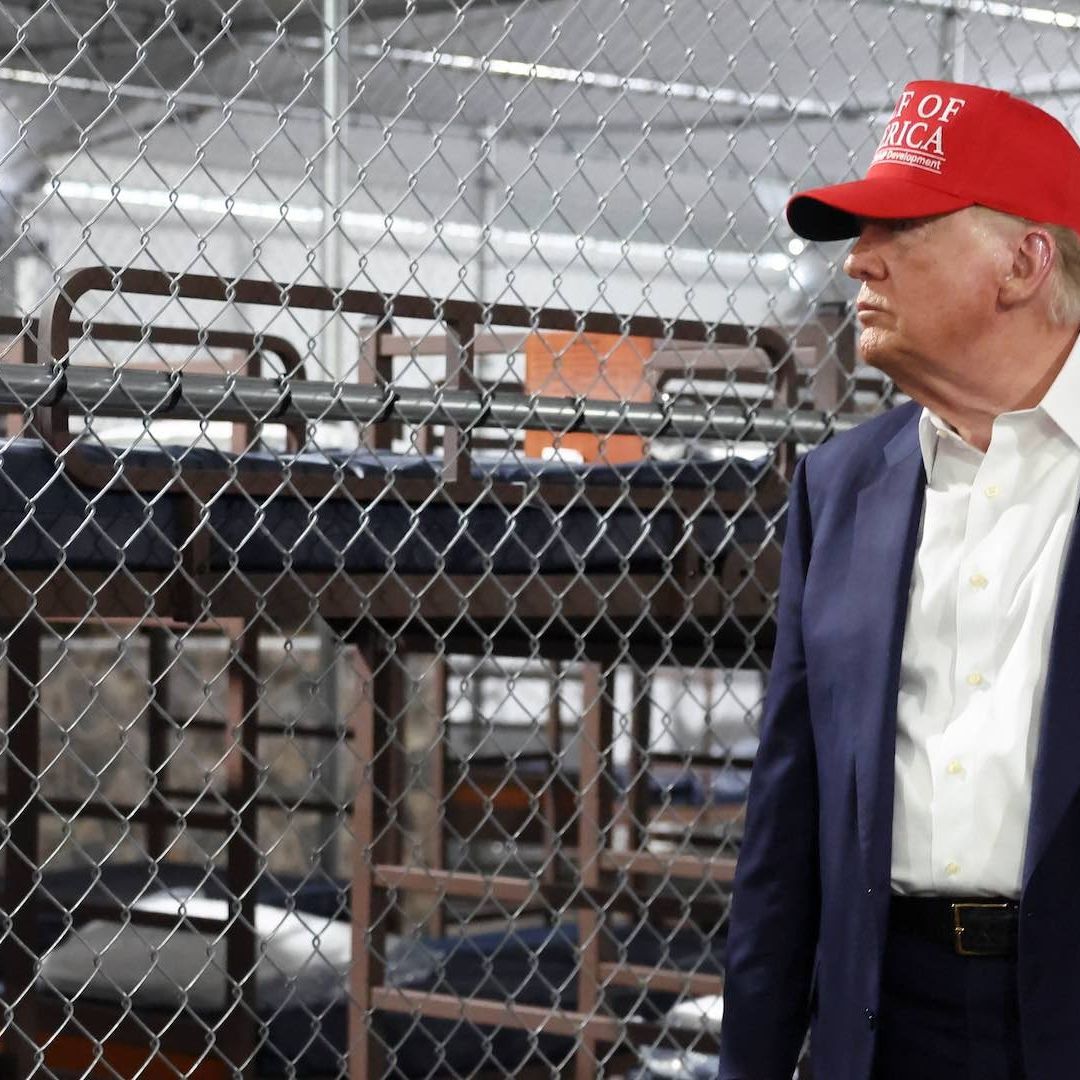Comienzan deportaciones desde ‘Alligator Alcatraz’ en Florida