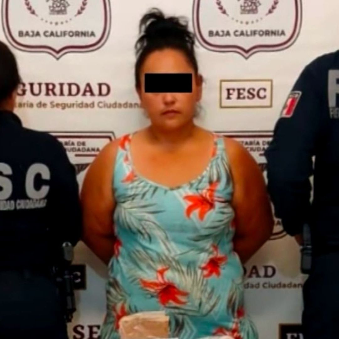 Le Encuentran Más de 2 Kilos de Metanfetamina a Mujer en su Auto tras una Inspección en Ensenada