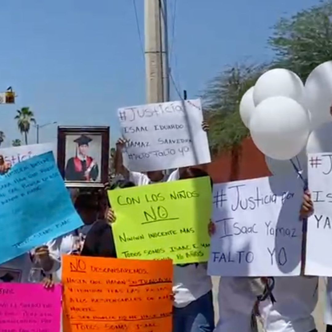 Familia del Joven Cuyos Restos Fueron Hallados Dentro de un Supermercado Se Manifiestan en FGJE