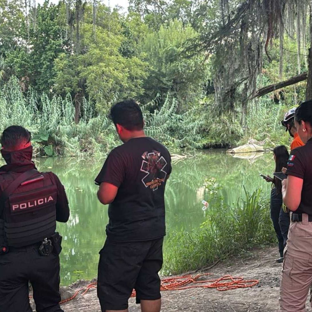 Protección Civil de Nuevo León y Policía Municipal en río en Cadereyta
