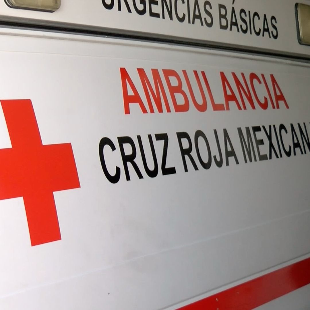 Hombre Llega Baleado a Cruz Roja Mexicali y Casi le Dispara a Paramédico por Accidente