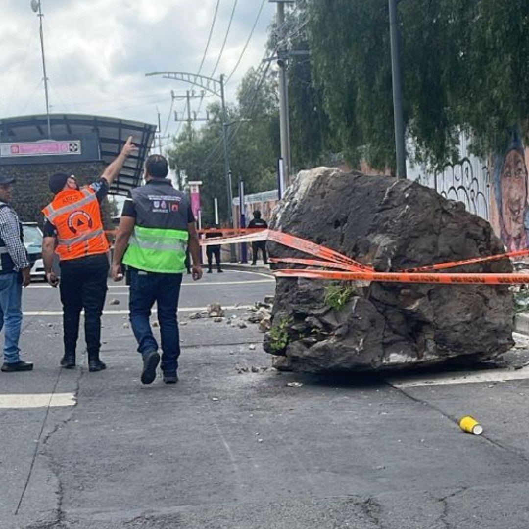 Cae enorme roca del Cerro del Tepeyac en GAM