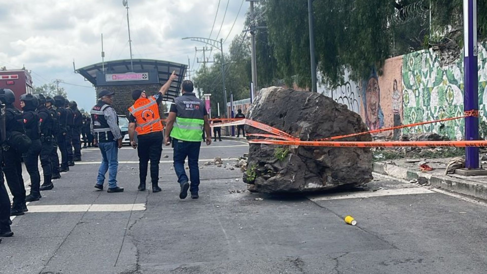 Cae enorme roca del Cerro del Tepeyac en GAM