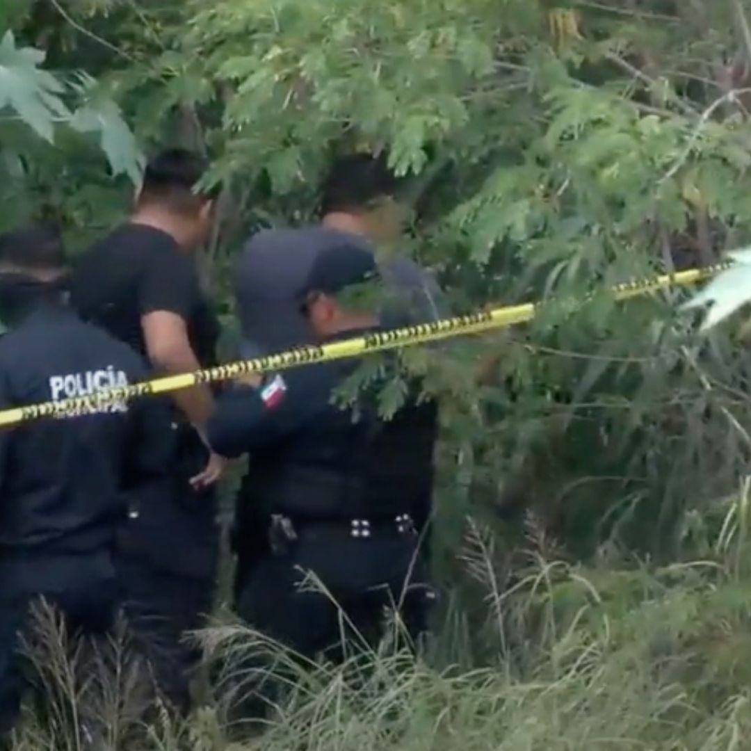 Policía de Guadalupe en el río Santa Catarina