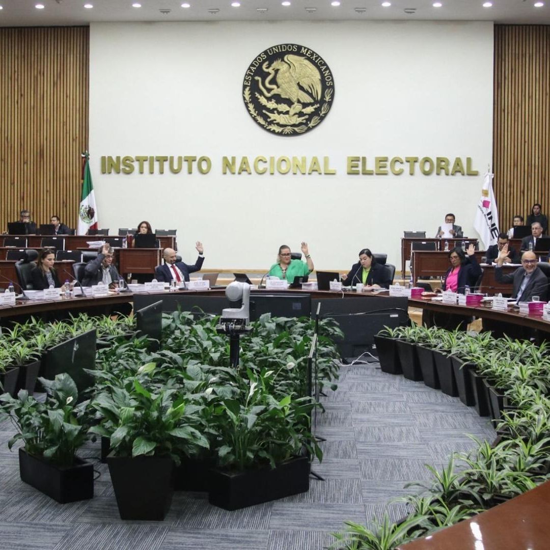 INE Detecta Irregularidades en Gastos de Campaña... pero Reduce Multas a Partidos