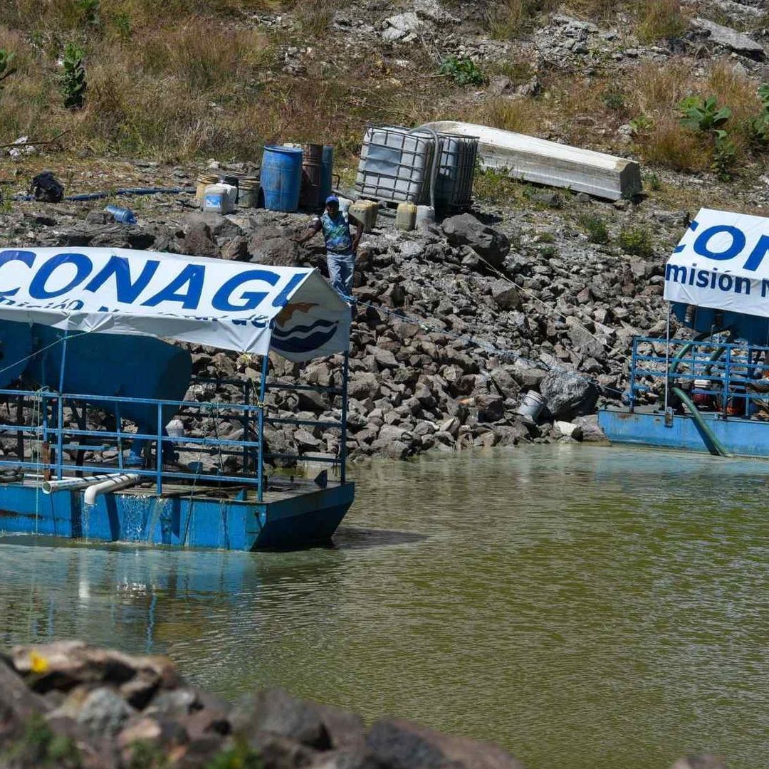 Presa del Sistema Cutzamala en Valle de Bravo, Estado de México