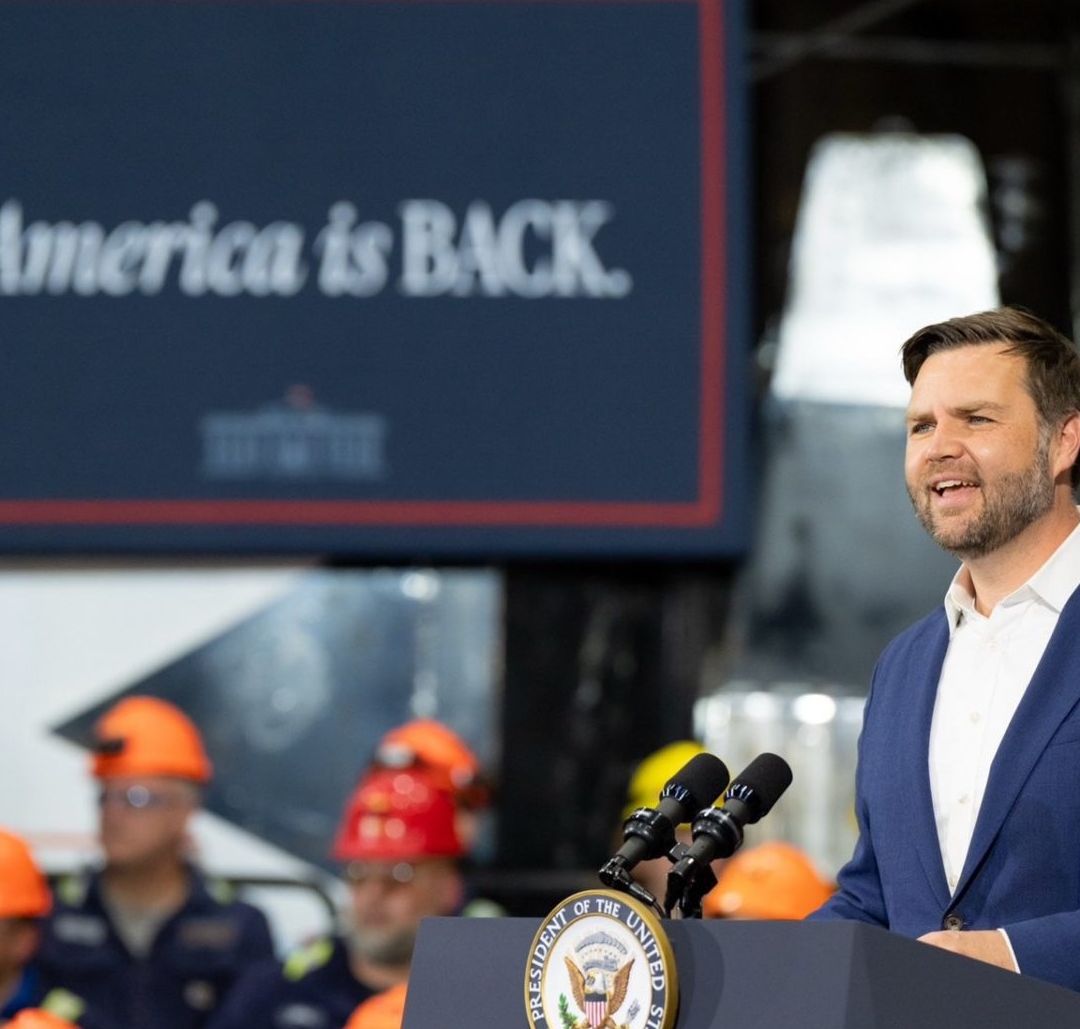 Quienes Quieran Construir en México y "Venir a Tirarlo" a EUA Van a Pagar un Arancel: JD Vance