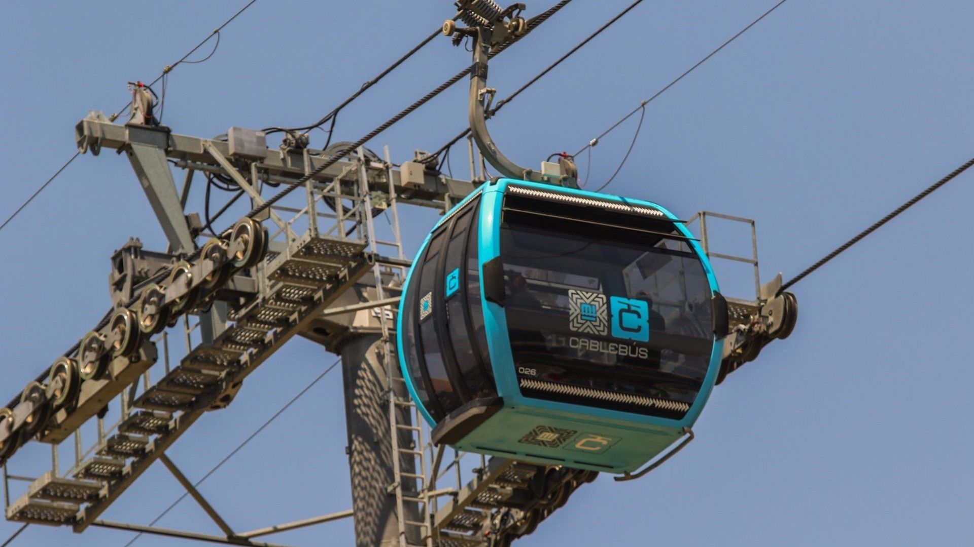 Cabina del cablebús de CDMX